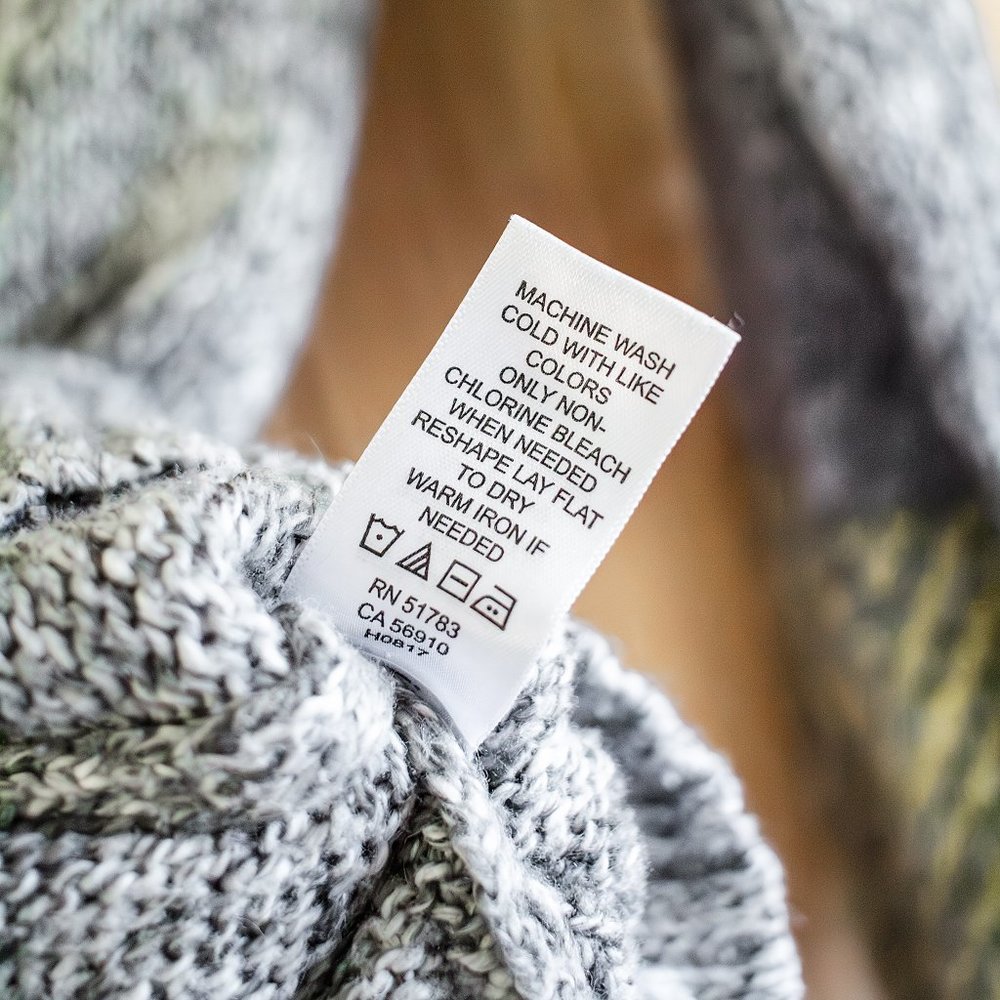 Maurices Grey Knit Pullover Sweater with Yellow Geometric Detail Size S - Picture 9 of 9